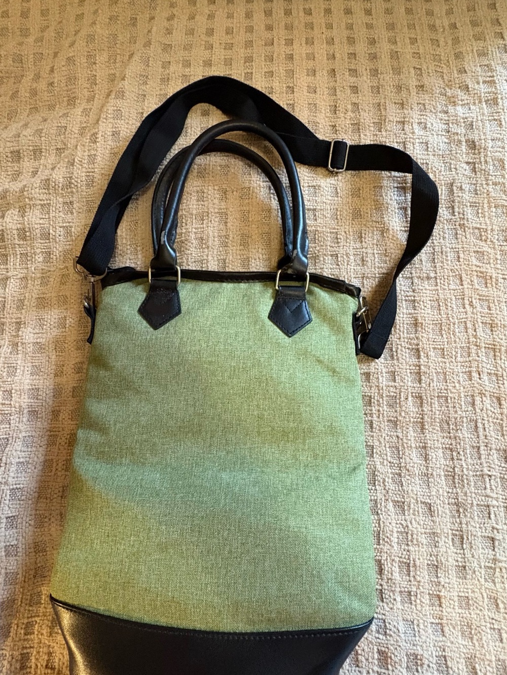 Green Canvas Tote with Black Trim - Versatile Women's Bag